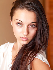 hany presenting photo