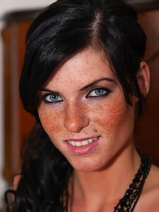 deltagamma sue photo